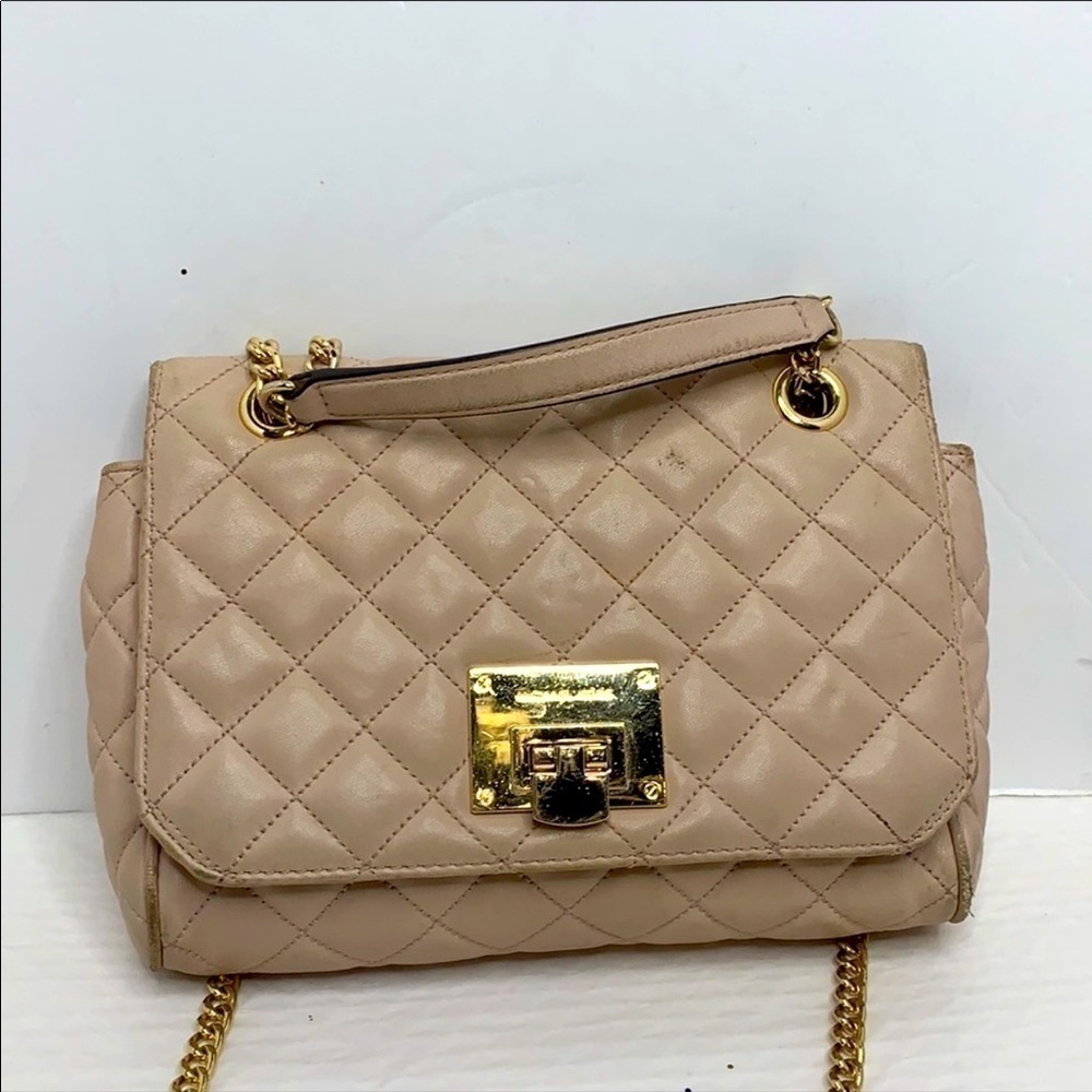 Michael Kors Vivian bag in quilted leather.